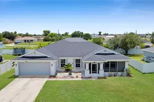 1005 NE 2nd Ave, Cape Coral, FL 33909 - Photo 1