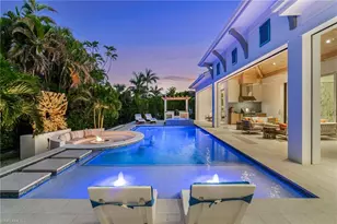 3290 Crayton Rd, Naples, FL 34103 - Photo 1