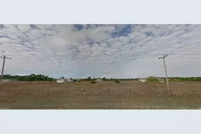 914 Columbus Blvd S, Lehigh Acres, FL 33974 - Photo 1