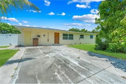 127 Schneider Dr, Fort Myers, FL 33905 - Photo 1