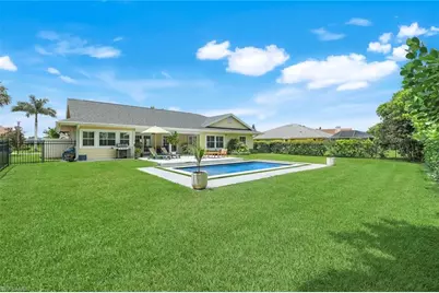2319 Queens Way, Naples, FL 34112 - Photo 1