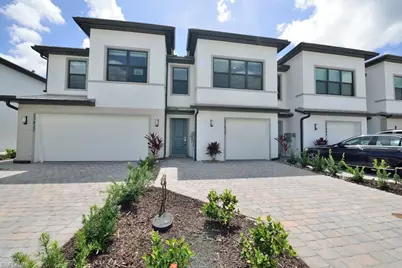 27839 Solis Grande Dr, Bonita Springs, FL 34135 - Photo 1