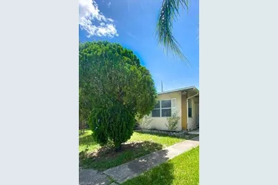 1097 San Remo Ave, Naples, FL 34104 - Photo 1