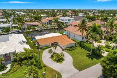 2340 Snook Dr, Naples, FL 34102 - Photo 1