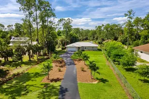 5096 Boxwood Way, Naples, FL 34116 - Photo 1