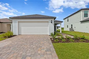 1036 Caloosa Breeze Dr, Labelle, FL 33935 - Photo 1