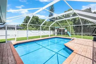 539 Cypress Way E, Naples, FL 34110 - Photo 1