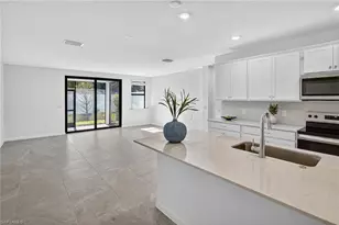 27823 Solis Grande Dr, Bonita Springs, FL 34135 - Photo 1