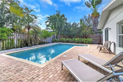 758 93rd Ave N, Naples, FL 34108 - Photo 1