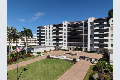 3430 Gulf Shore Blvd N #3B, Naples, FL 34103 - Photo 1