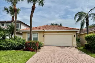 10419 Carolina Willow Dr, Fort Myers, FL 33913 - Photo 1