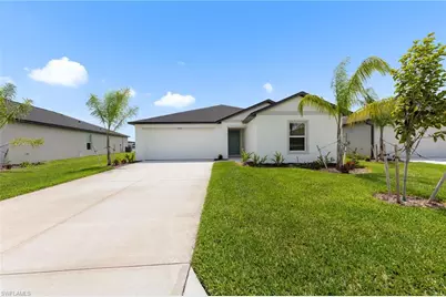 17627 Paradiso Way, North Fort Myers, FL 33917 - Photo 1