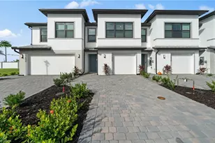 27848 Solis Grande Dr, Bonita Springs, FL 34135 - Photo 1