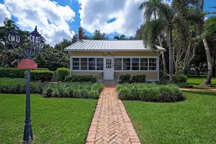 88 11th Ave S, Naples, FL 34102 - Photo 1