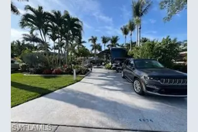 4476 Southern Breeze Dr, Naples, FL 34114 - Photo 1