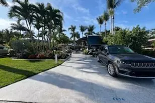 4476 Southern Breeze Dr, Naples, FL 34114 - Photo 1