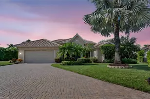 990 Tivoli Ct, Naples, FL 34104 - Photo 1