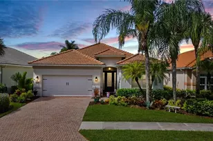 3535 Grand Cypress Dr, Naples, FL 34119 - Photo 1