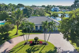 4916 Crayton Rd, Naples, FL 34103 - Photo 1