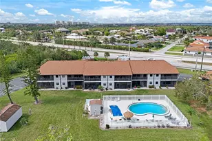 10022 Oxfordshire Ln, Fort Myers, FL 33908 - Photo 1
