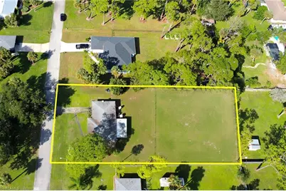204 Lake Ave, Lehigh Acres, FL 33936 - Photo 1