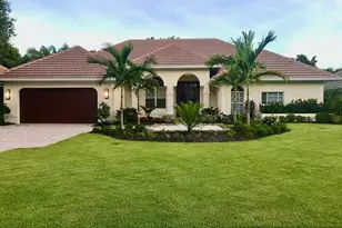 716 Shadow Lake Ln, Naples, FL 34108 - Photo 1