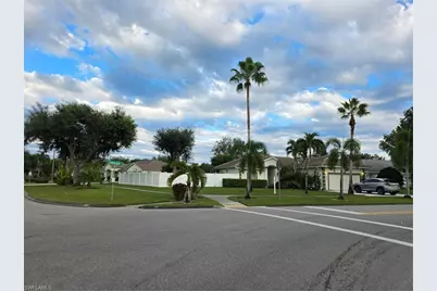 857 Summerfield Dr, Naples, FL 34120 - Photo 1