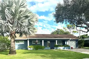 27605 Suffridge Dr, Bonita Springs, FL 34135 - Photo 1