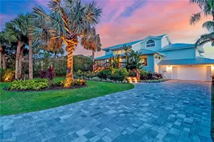 368 Germain Ave, Naples, FL 34108 - Photo 1