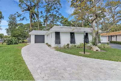 272 Yorkshire Ct #11, Naples, FL 34112 - Photo 1