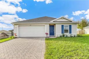 3043 S Beechwood Cir, Labelle, FL 33935 - Photo 1