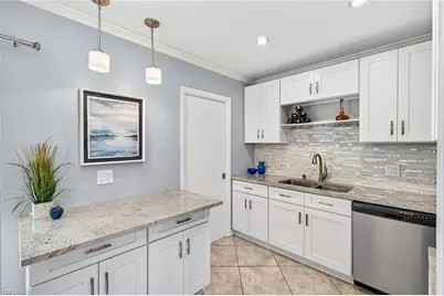 788 Park Shore Dr #H31, Naples, FL 34103 - Photo 1
