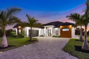 424 Shady Hollow Blvd W, Naples, FL 34120 - Photo 1