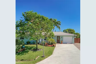 458 W Valley Dr, Bonita Springs, FL 34134 - Photo 1