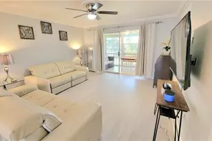 300 Valley Stream Dr, Naples, FL 34113 - Photo 1