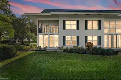 292 Banyan Blvd #292, Naples, FL 34102 - Photo 1