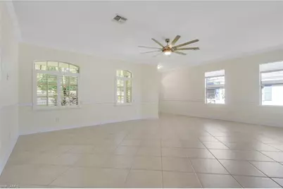 2082 E Tobago Cir, Fort Myers, FL 33905 - Photo 4