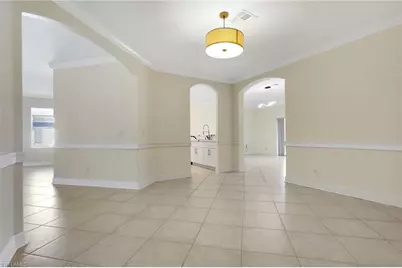 2082 E Tobago Cir, Fort Myers, FL 33905 - Photo 10