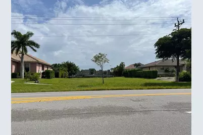 207 Bald Eagle Dr, Marco Island, FL 34145 - Photo 1