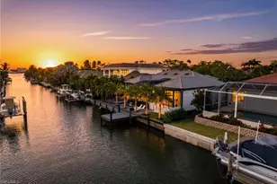 1506 Jewel Box Ave, Naples, FL 34102 - Photo 1