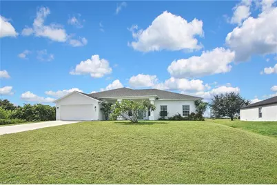 42 NE 29th St, Cape Coral, FL 33909 - Photo 1