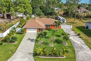 516 Lincoln Ave, Lehigh Acres, FL 33972 - Photo 1