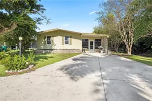 101 Sugarloaf Ln, Naples, FL 34114 - Photo 1