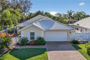 1331 Old Oak Ln, Naples, FL 34110 - Photo 1