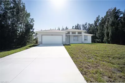 2502 E 14th St, Lehigh Acres, FL 33972 - Photo 1