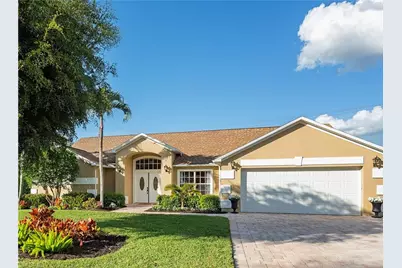 579 Raven Way, Naples, FL 34110 - Photo 1