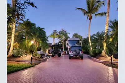 4690 Southern Breeze Dr, Naples, FL 34114 - Photo 1