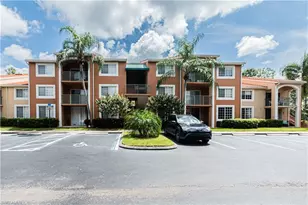 1260 Wildwood Lakes Blvd, Naples, FL 34104 - Photo 1