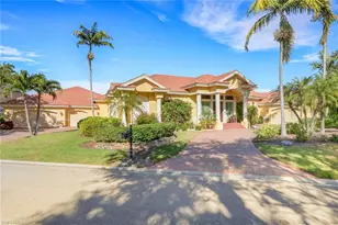 435 Terracina Way, Naples, FL 34119 - Photo 1
