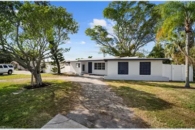 4244 Ellen Ave, Fort Myers, FL 33901 - Photo 1